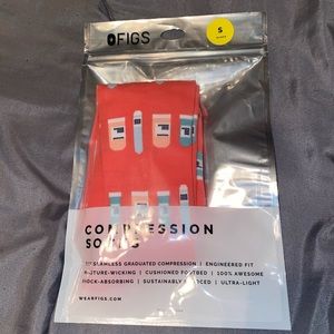 BNWT FIGS Compression Socks Small